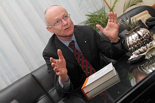 Lars kolind 3x2